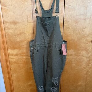 NWT * SHEIN Distressed Overalls